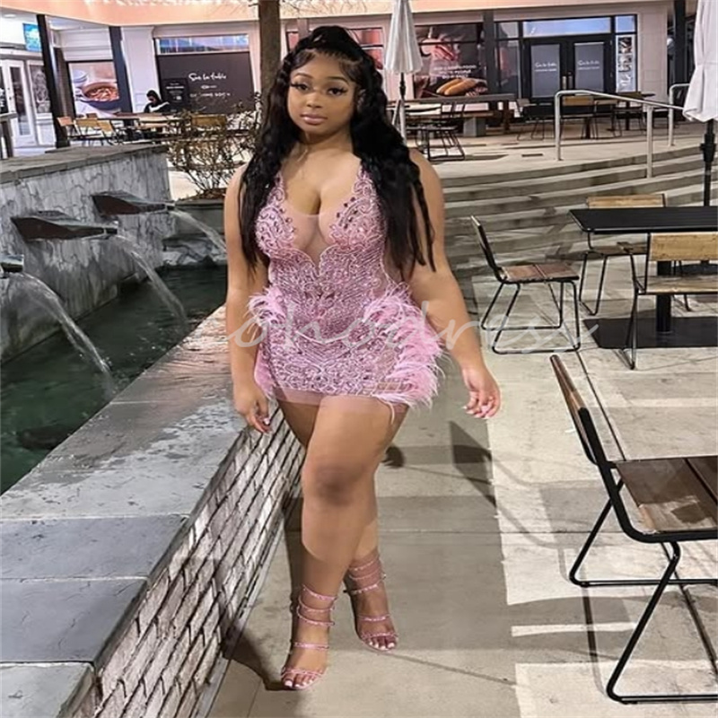 Stunning Pink Baddie Prom Dress With Feather Mini Short See Through Cokctail Dress Black Girls Holiday Evening Party Dress Birthday Formal Homecoming 