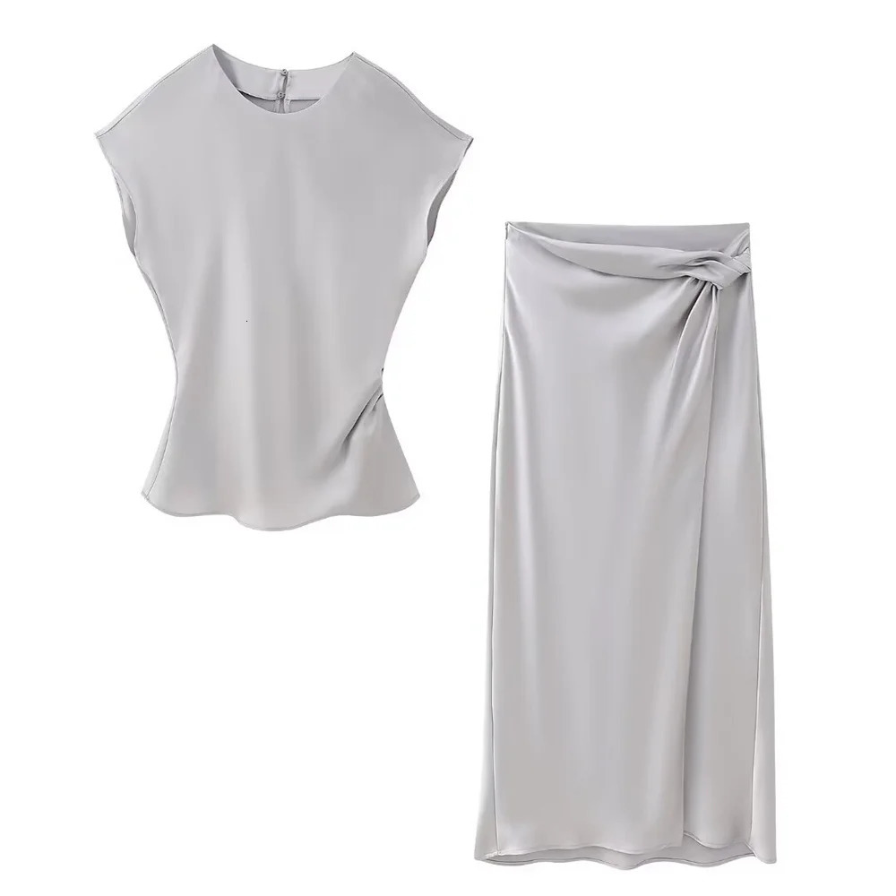 Womens Fashion Silk Texture Top Skirt Set 240423