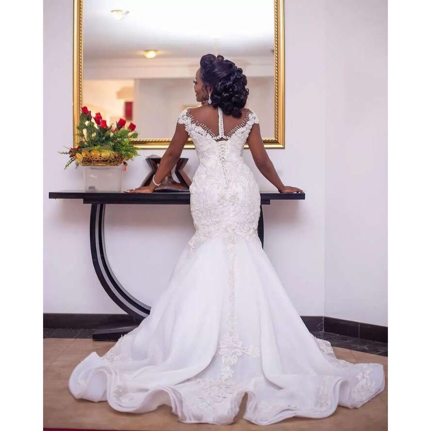 Plus Size Arabic Lace Mermaid Wedding Aso Ebi Urious Applique Beaded Sheer Neck Bridal Dresses Vintage Vestido De Novia