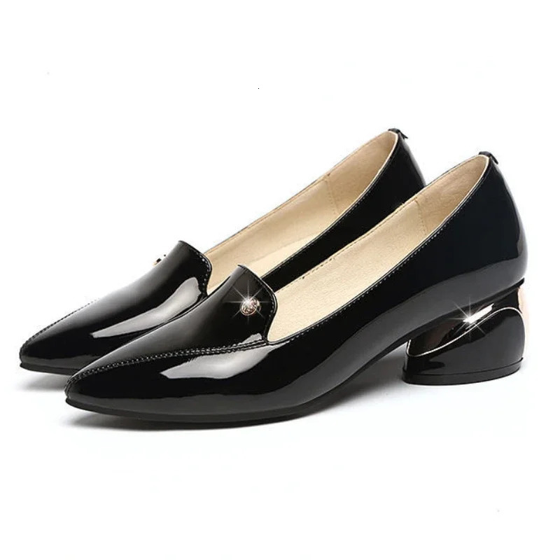Plus Size 34-42 Ol Office Lady Shoes Black Patent Leather Dress Shoes Pointed Toe Boat Shoes Med Heels Pumps 241126