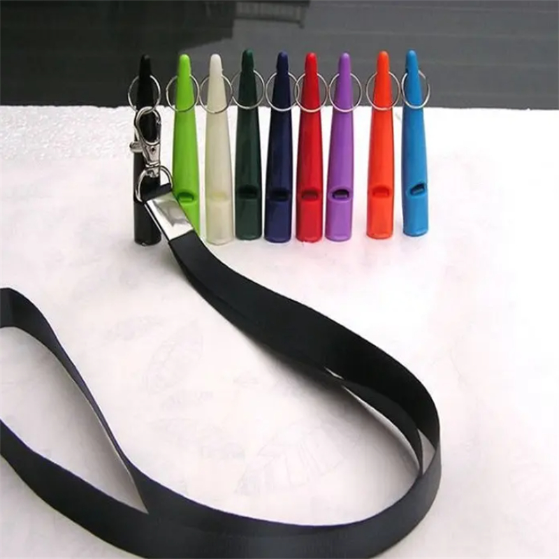 FREE SAMPLES Wholesale New Complete Pet Training Kit Dog Recall Bark Control Dog Whistles with Lanyard