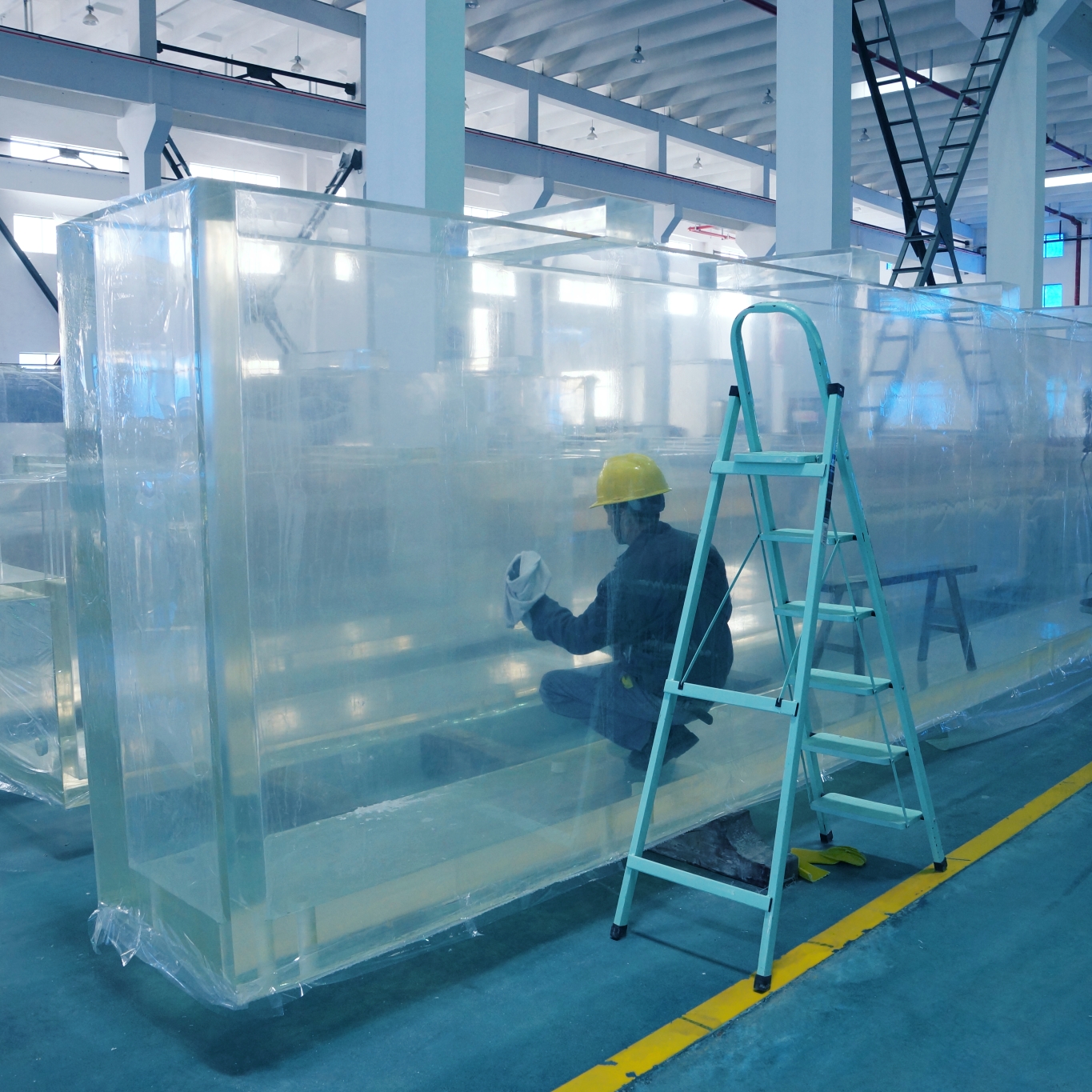 transparent acrylic Jellyfish tank aquarium