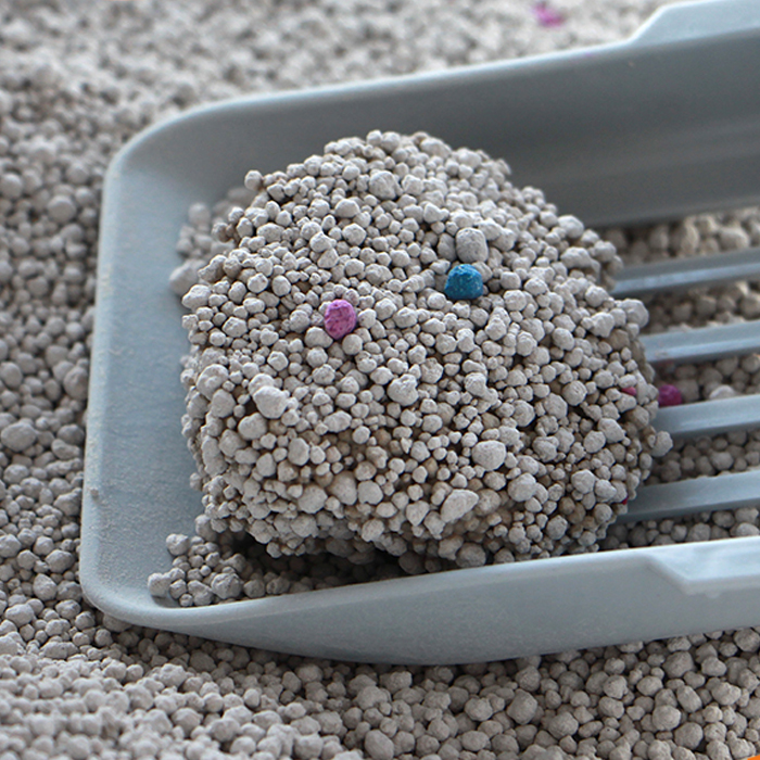 Customized New Product Quick Clumping Bentonite Mineral Cat Sand Litter Long Service Life Bentonite Activated Carbon Cat Litter