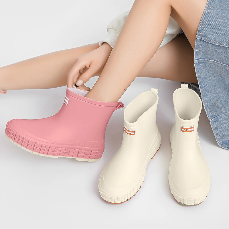 Parzival Womens Rain Shoes Waterproof Rubber Boots Womens Casual Anti slip Apartment Rain Boots Womens Insulated Garden Galoshes 241126