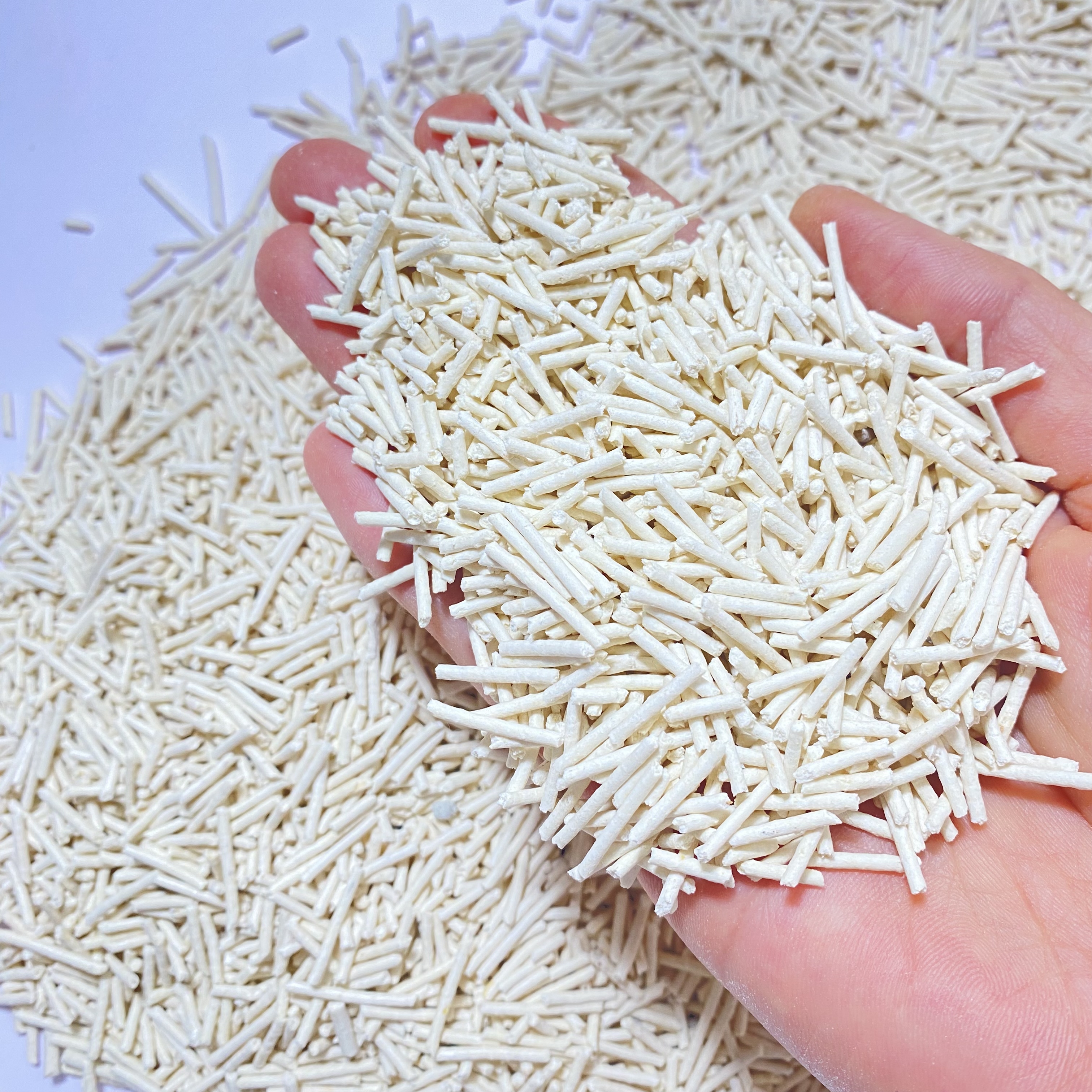 Premium Flushable Tofu Cat Litter Highly Absorbent and Low Dust 6L Size with Friendly Fast Shipping