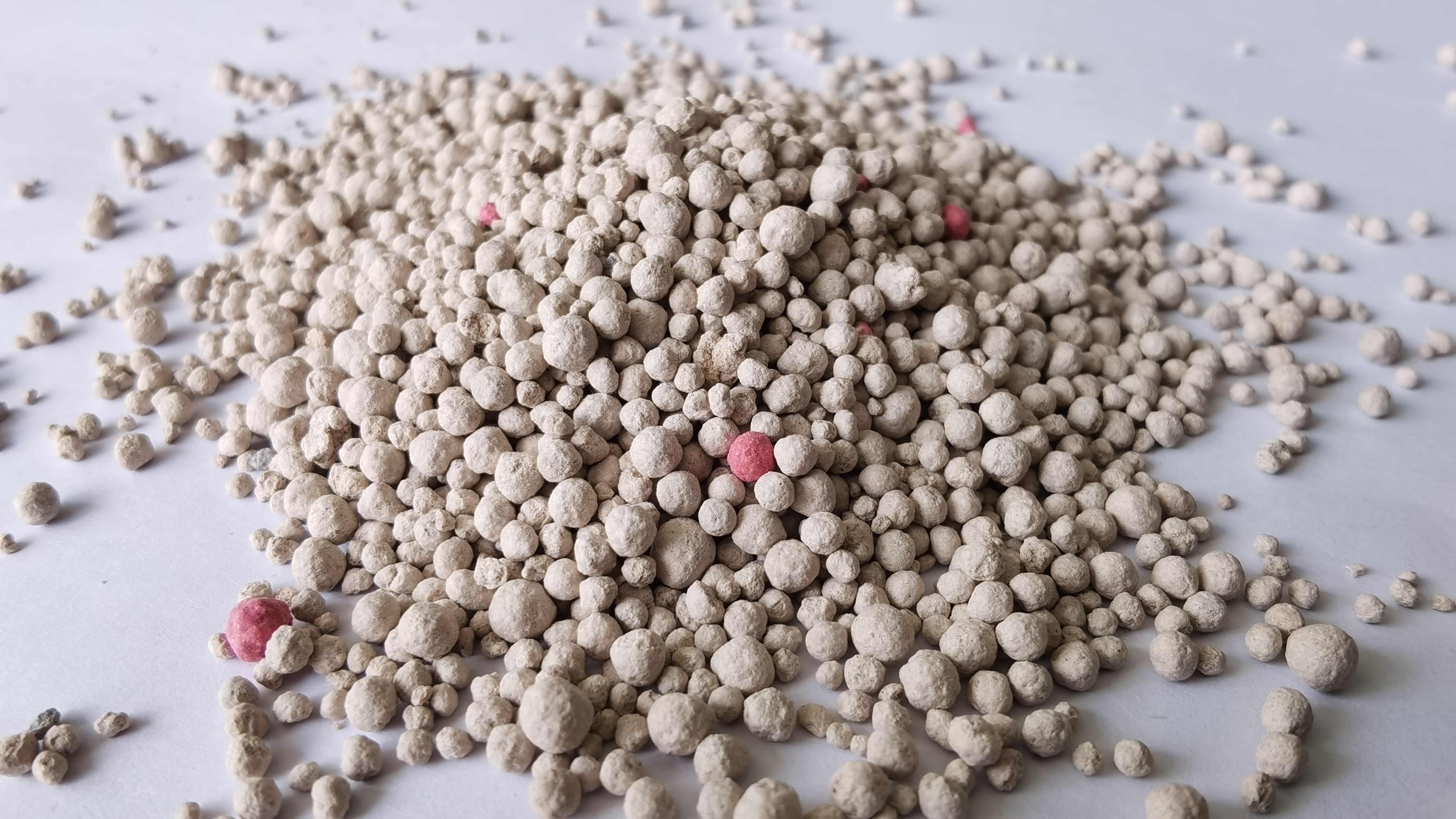 Strong Clumping Ball Shape Colour Tofu Cat Litter Bentonite Mixed Wholesale Dust Free 100% Natural Customizable