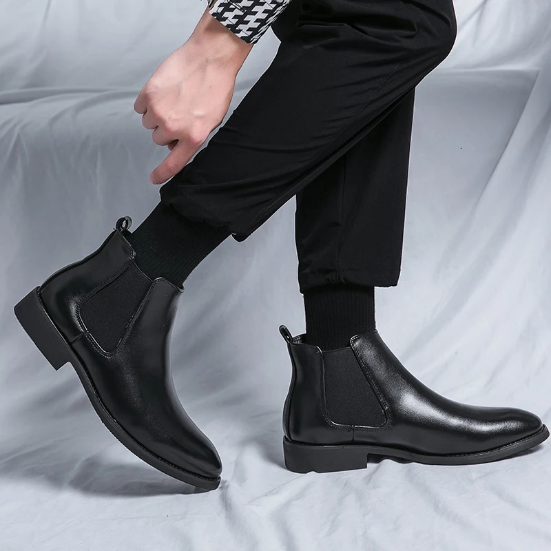 Martin boots short pointed English and cashmere Chelsea boots for men simple leather high-top business dress shoes 241114