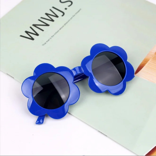 Childrens Cute Sunflower Sunglasses Lovely Baby Sun Glasses Boys and Girls Fashion UV Protection Eyewear Kids Shades 240417 Z260305