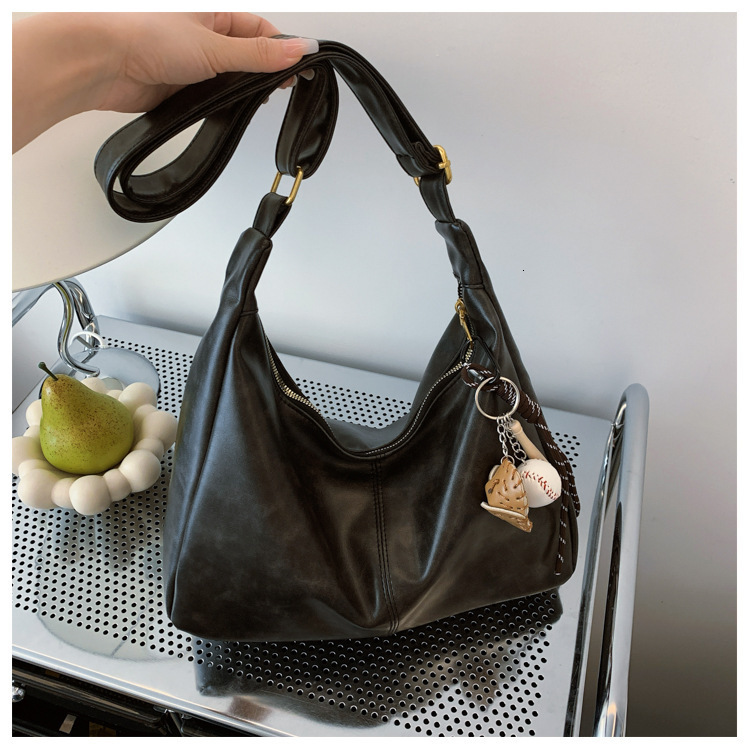 Large Capacity Commuting For Bags Handbags Women Autumn Winter, New Fashionable And Design, Crossbody Bag, Dumpling Bag Designer