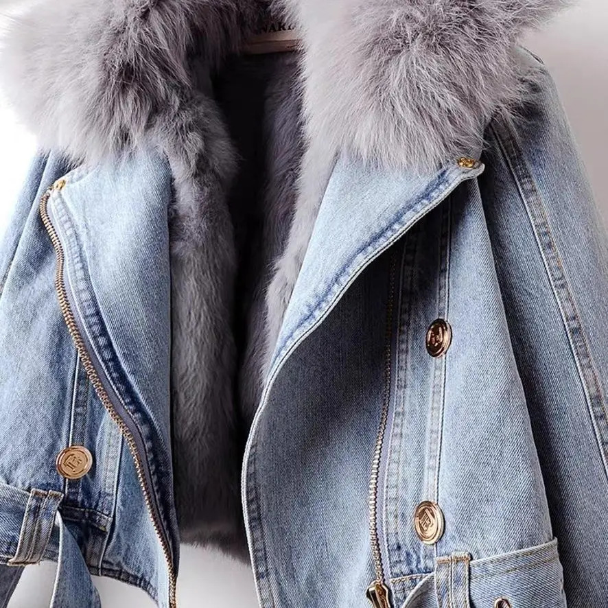 2024 Womens Artificial Fox Fur Collar Jeans Jacket Winter Jacket Womens Short Warm Park Rabbit Hair Lining Jacket Fashion Jacket 241125 - view 5