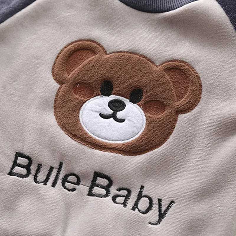 Clothing Sets New Baby Boys Clothes Set Autumn Winter Thick Velvet Cartoon Bear Hooded Coat Sweater Pants 3Pc for 1-4 Years Kids Sprot Outfits H241126