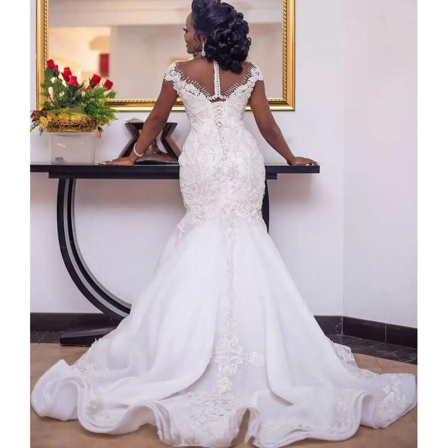 Plus Size Arabic Lace Mermaid Wedding Aso Ebi Urious Applique Beaded Sheer Neck Bridal Dresses Vintage Vestido De Novia