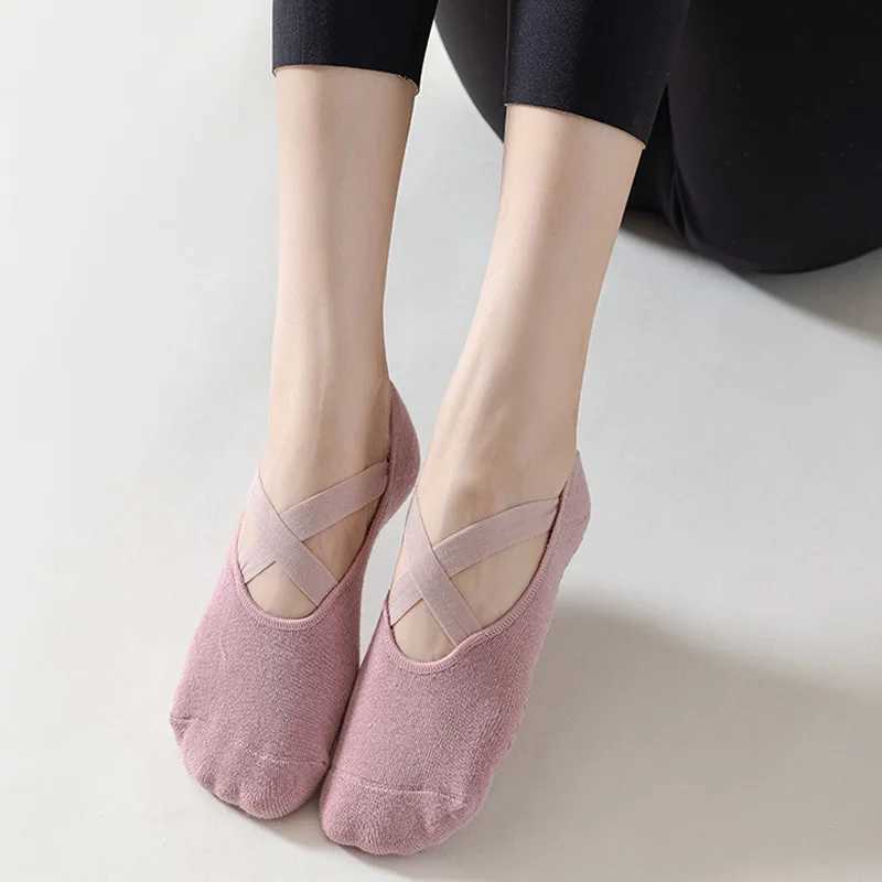 Profional Yoga Socks Women Silicone Anti-slip Pilates Socks Cotton Breathab Indoor Floor Gym Fitn Dance Sports Socks SoxXJ241125