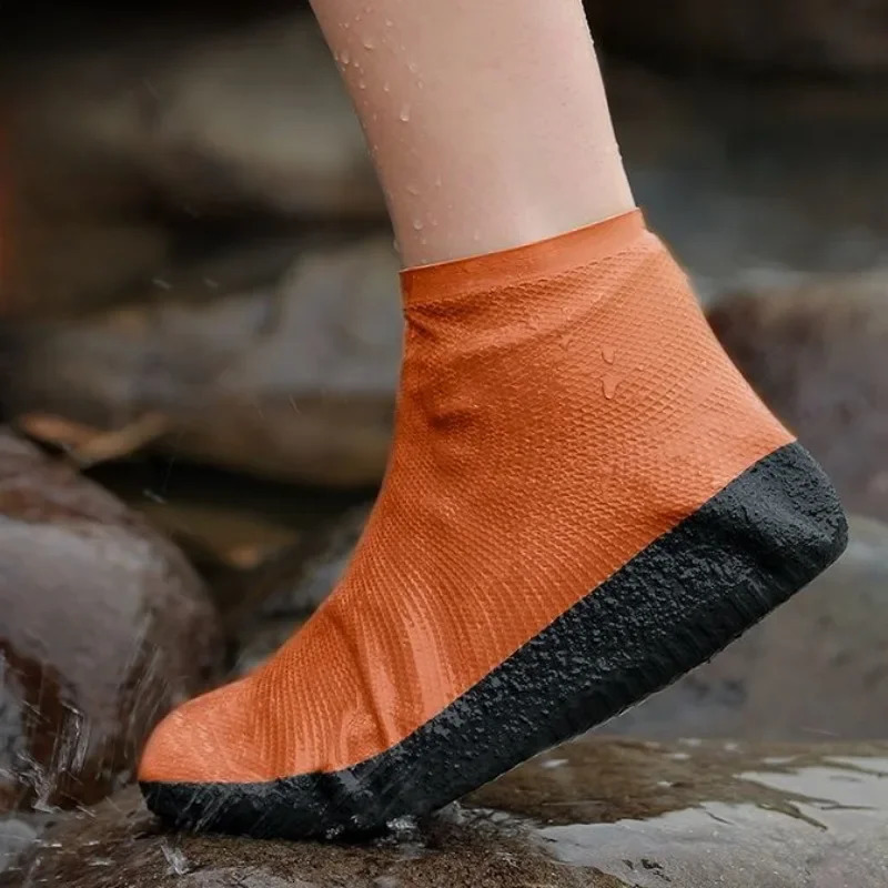 Waterproof and anti slip rainy day mens rain boots lightweight Galoshes mens shoe covers youth fashion original garden 241126