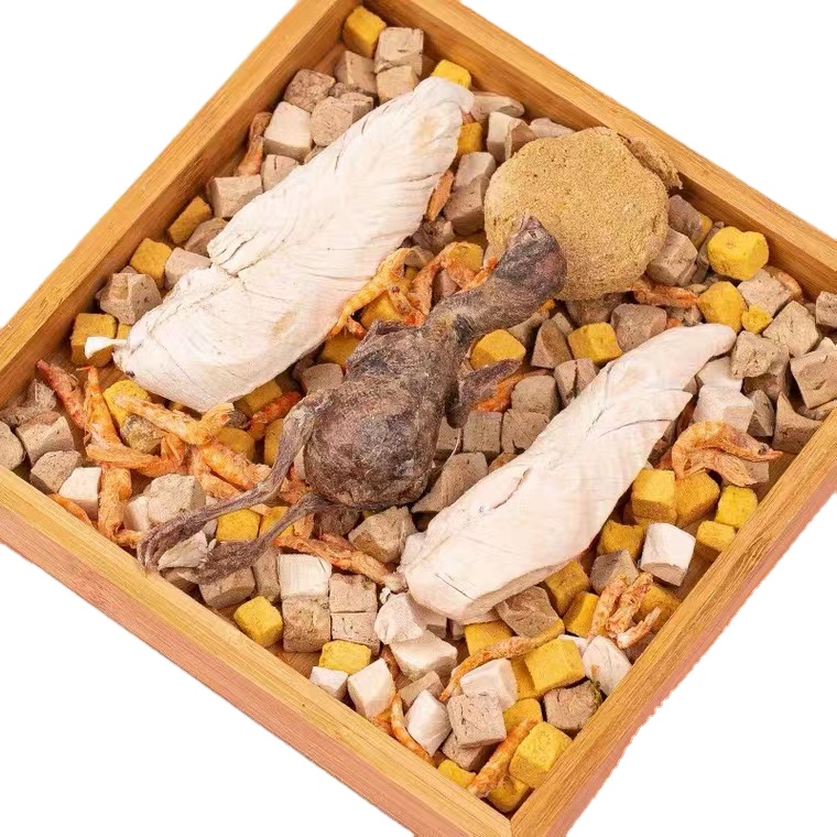 Dry Cat Treats Freeze Dried Salmon Cod Tuna Fish Cube 100% Natural Salmon Dice 1.2 cm