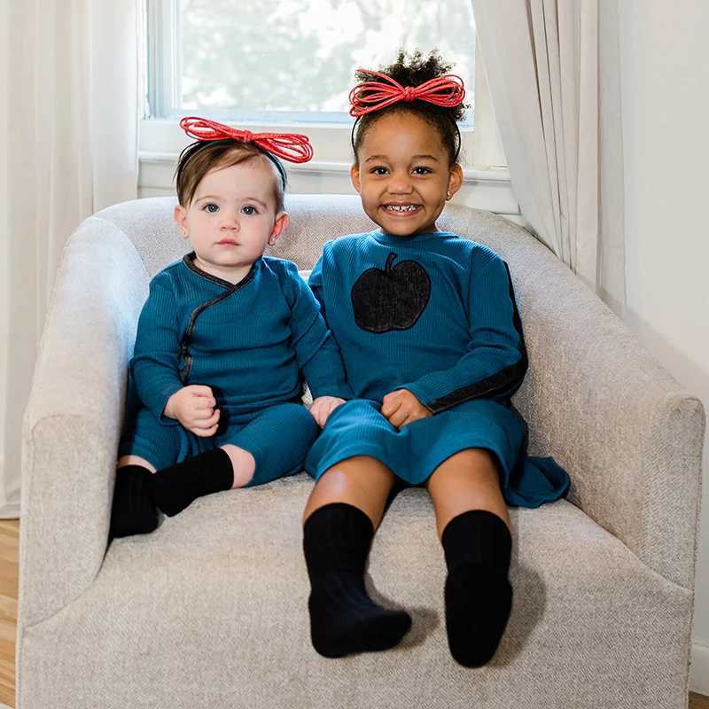 Clothing Sets Baby set top pants new fall autumn winter ribbed cotton family matching clothes boy girls clothing long sleeve side opening H241126