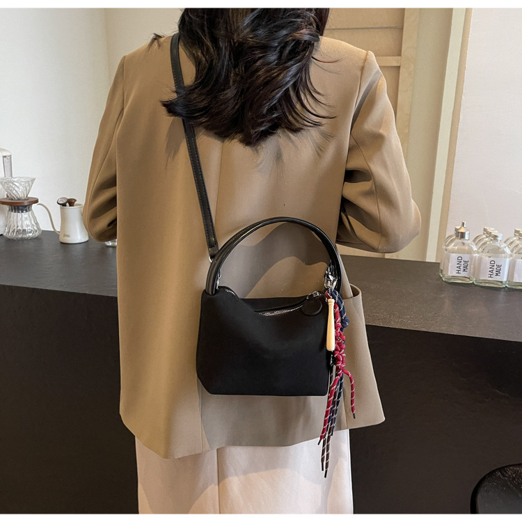 Single Handed Fashion For Women, Autumn Winter Trendy Casual Small Square Bag, High-end And Versatile Shoulder Bag Designer Bags Handbags Women