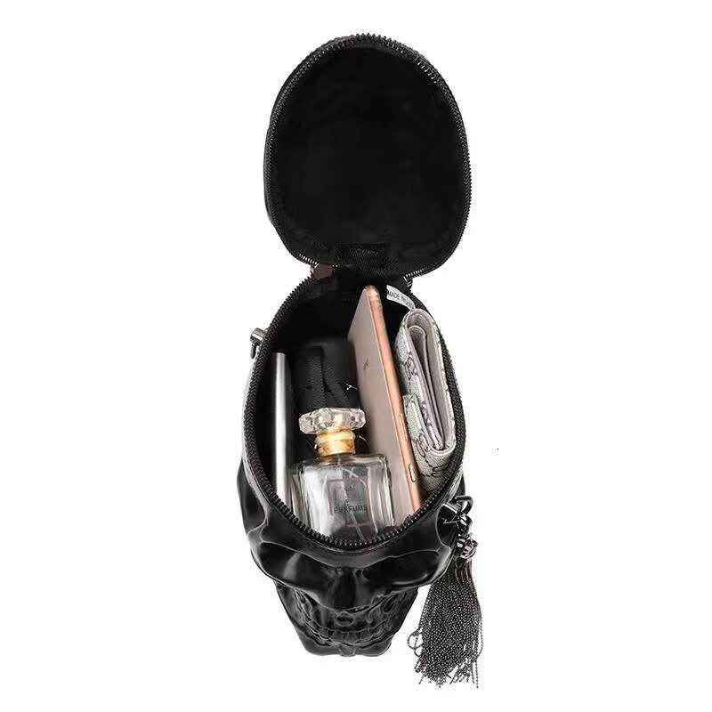 2025 new dark skull funny Halloween style women's tassel shoulder crossbody bag