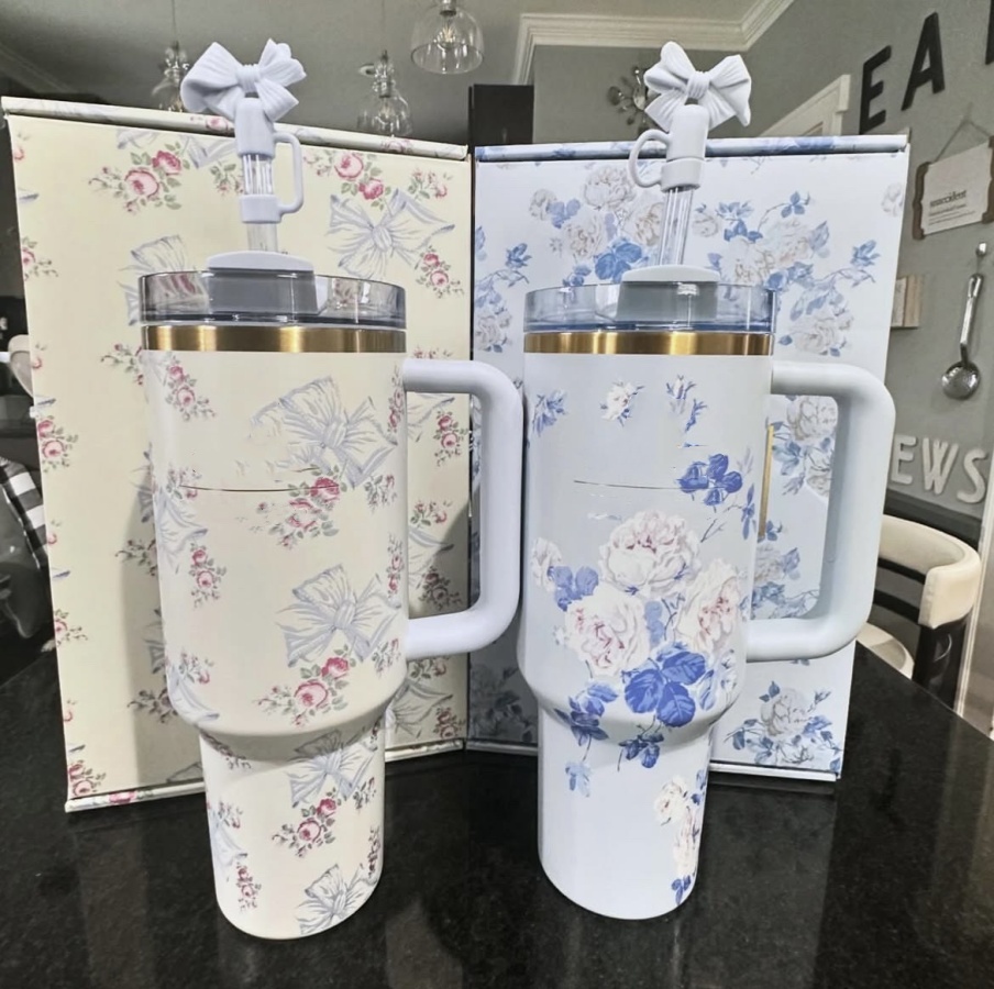 Ship From USA New Tyla Tyger 40oz Cups Stainless Steel Tumblers With Handle Lid and Straw Travel Car Mugs for Valentine's Day Gift, Water Bottle 