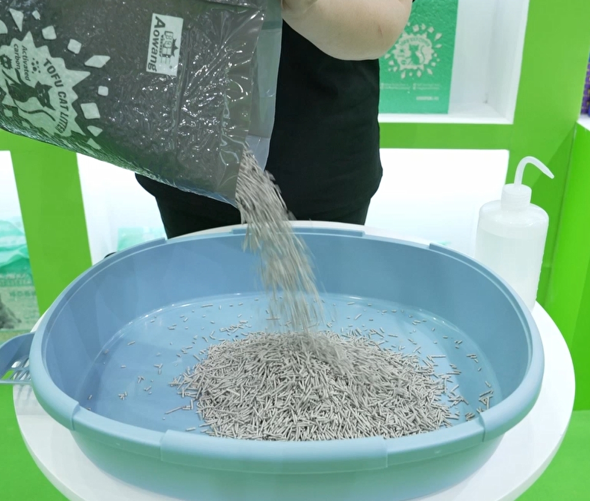 Newly upgraded Aowang tofu cat litter environmentally friendly with high quality and fair price