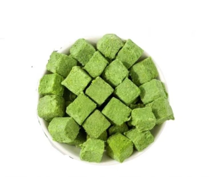 wholesale Freeze Dried Catgrass granule Health Label pet food Freeze dried cat grass granules