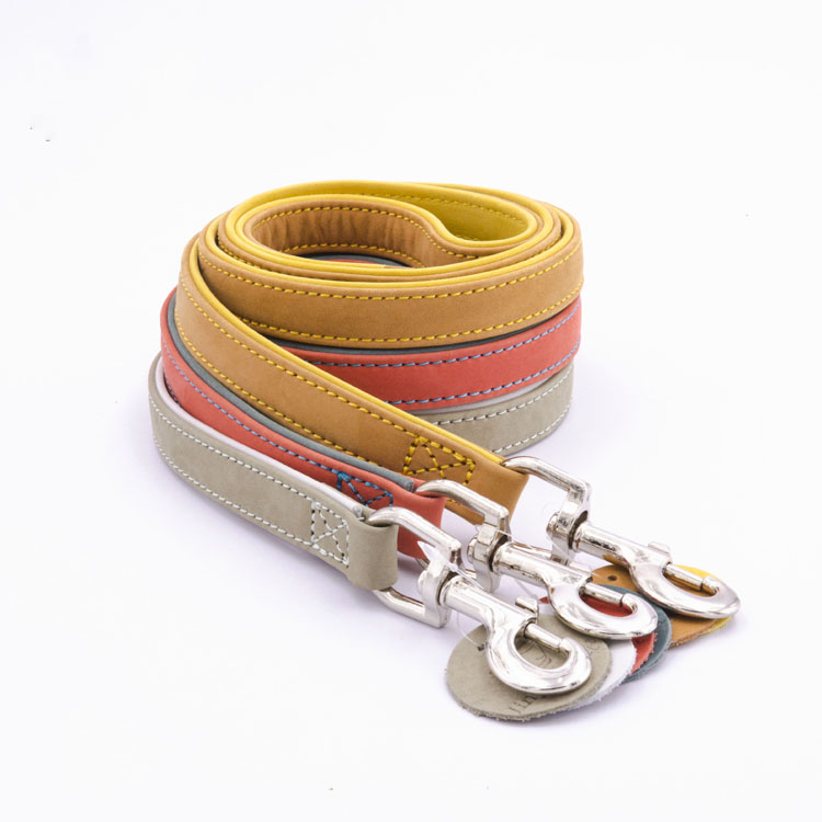 Factory Wholesale Genuine leather dog show Pet Leads Luxury High Quality Real Genuine Leather For Dog Leash and collar set