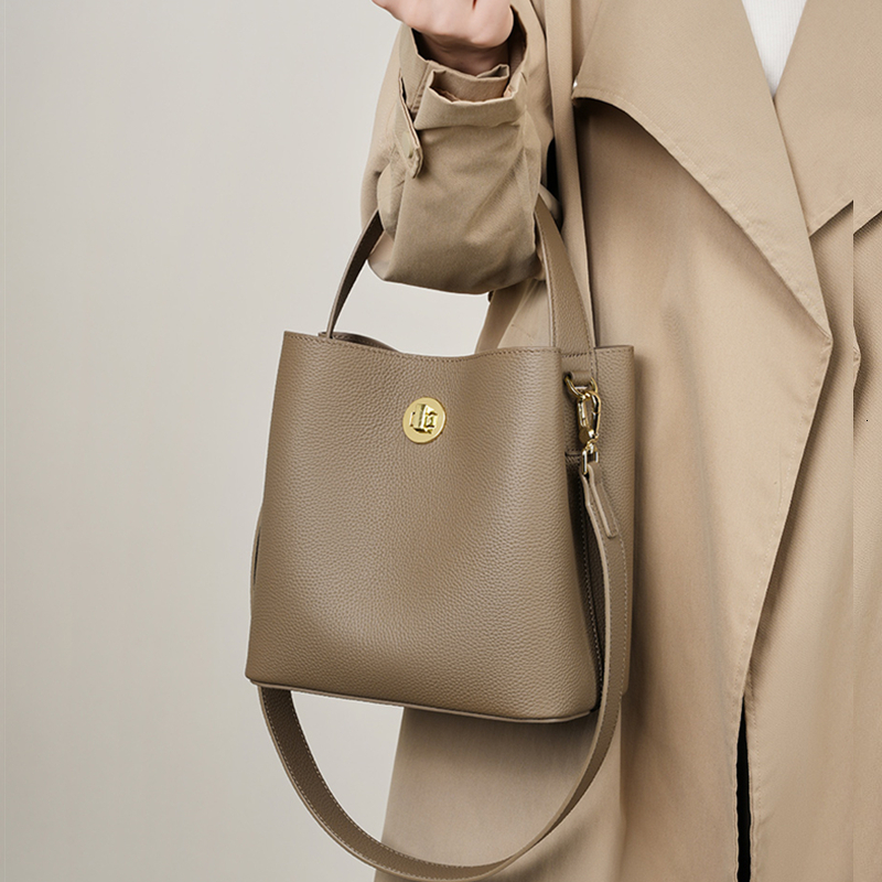 Toptrends Cowhide Genuine Leather Bucket Small Shoulder Bags For Women New 2024 Designer Crossbody Purses Ladies Handbags