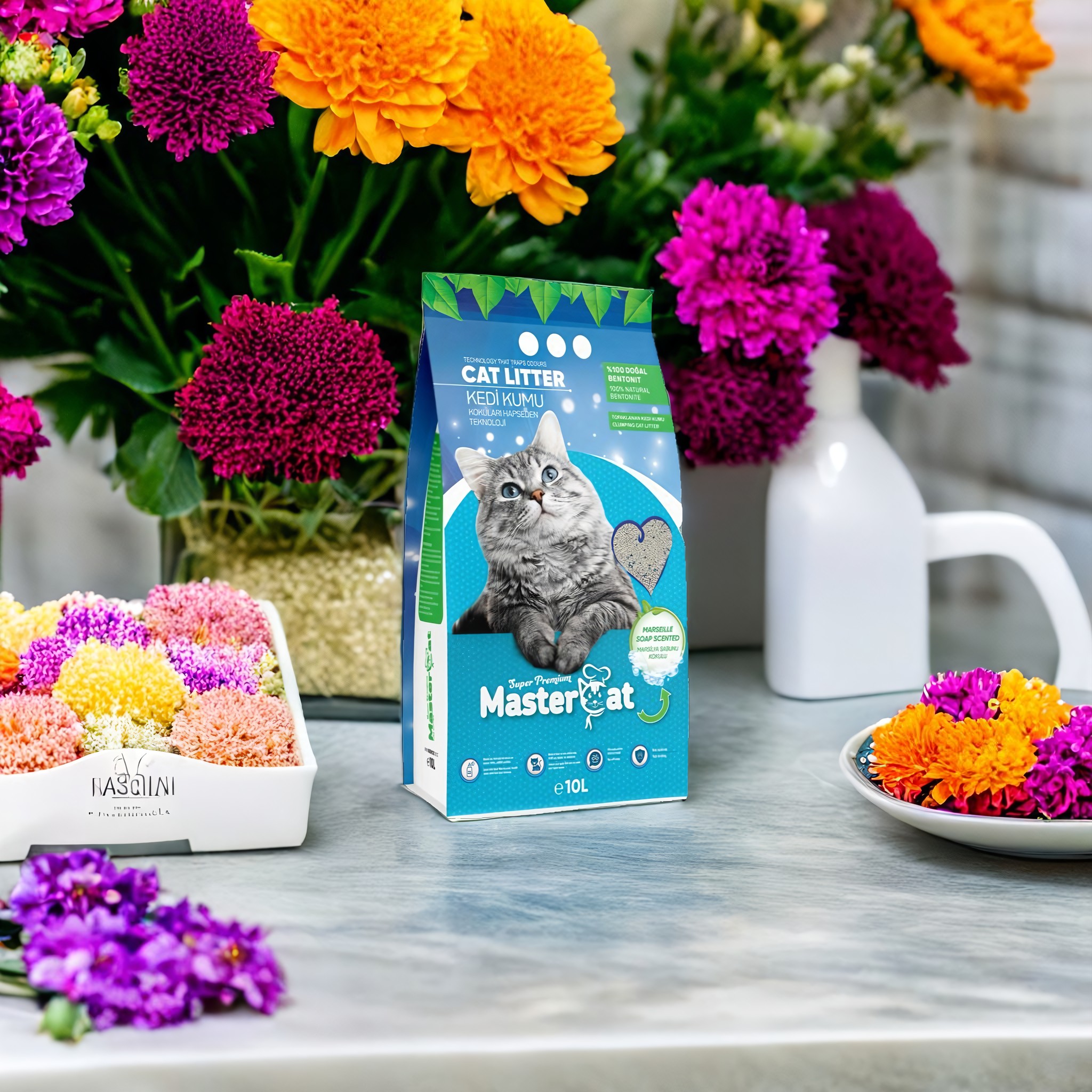 High Quality MasterCat 10L Fast Clumping Bentonite Cat Litter Sand Marseille Soup Scented Ball Pattern Made PP Tofu Wholesale