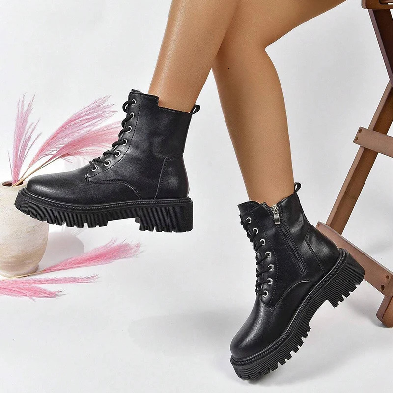 Thick Warm Long Plush Ankle Boots for Women Winter 2024 Lace Up Pu Leather Motorcycle Boots Woman Plus Size Short Booties Shoes 241126