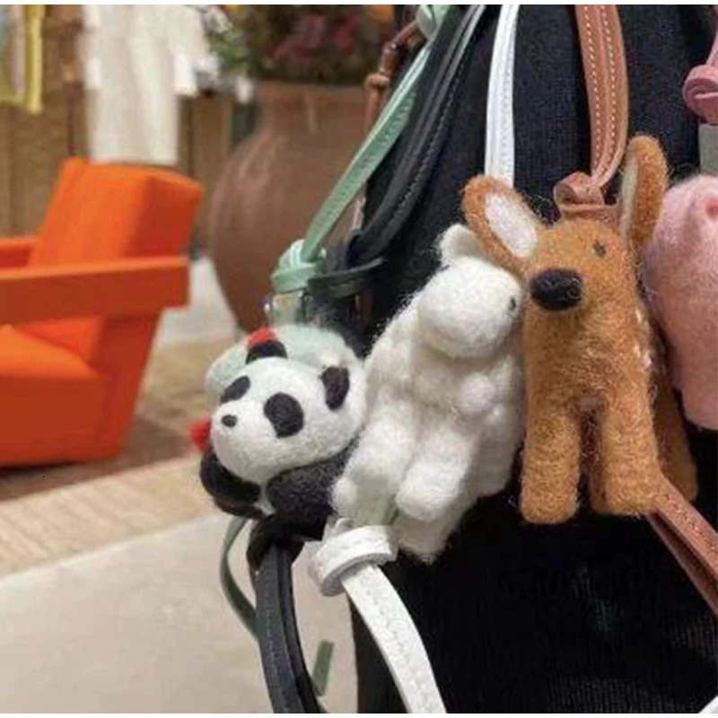 Cute Animal Wool Felt Bag Pendant Handmade Capybara Panda Elephant Sheep Deer Doll Keychain Puppy Hanging Ornament 241125