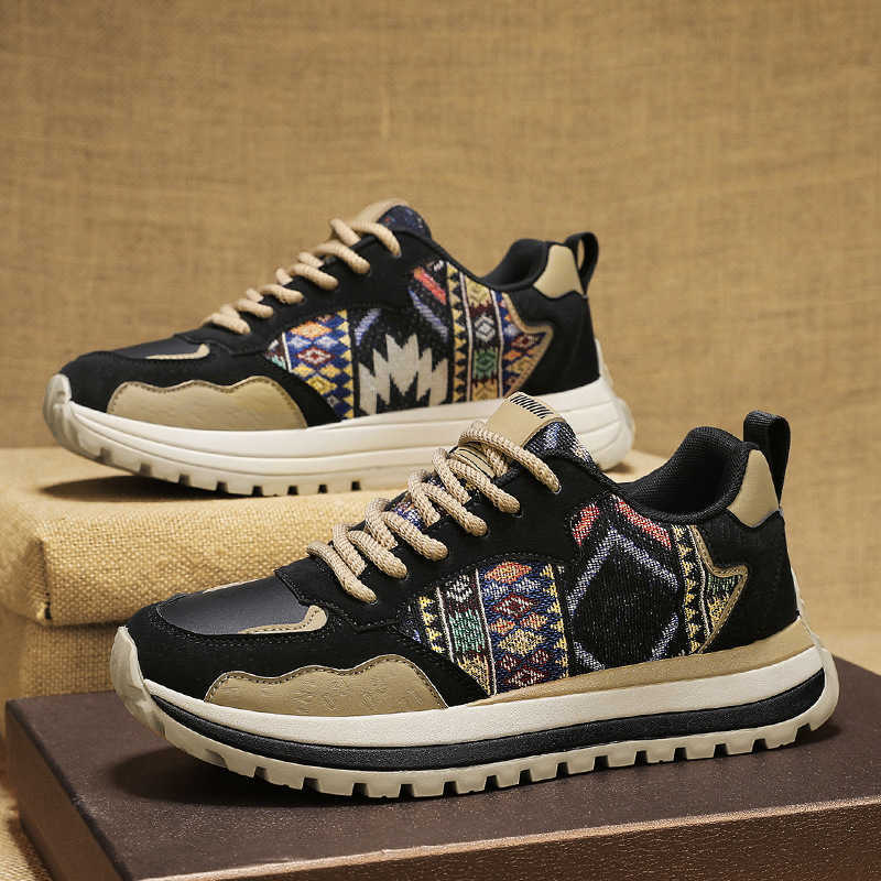 High Quality National style printed embroidered board shoes autumn and winter new mens shoes fashionable and trendy sports shoes anti slip casual shoe