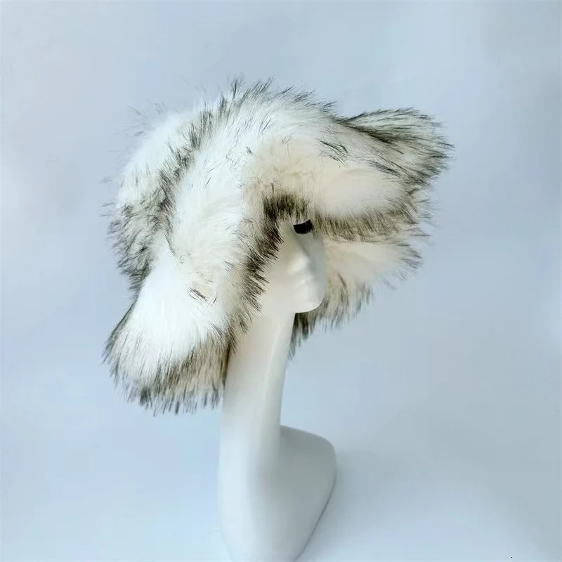 Fashionable artificial raccoon bucket hat for womens winter warmth large artificial fur fluffy plush fisherman hat for outdoor skiing in Panama 241125