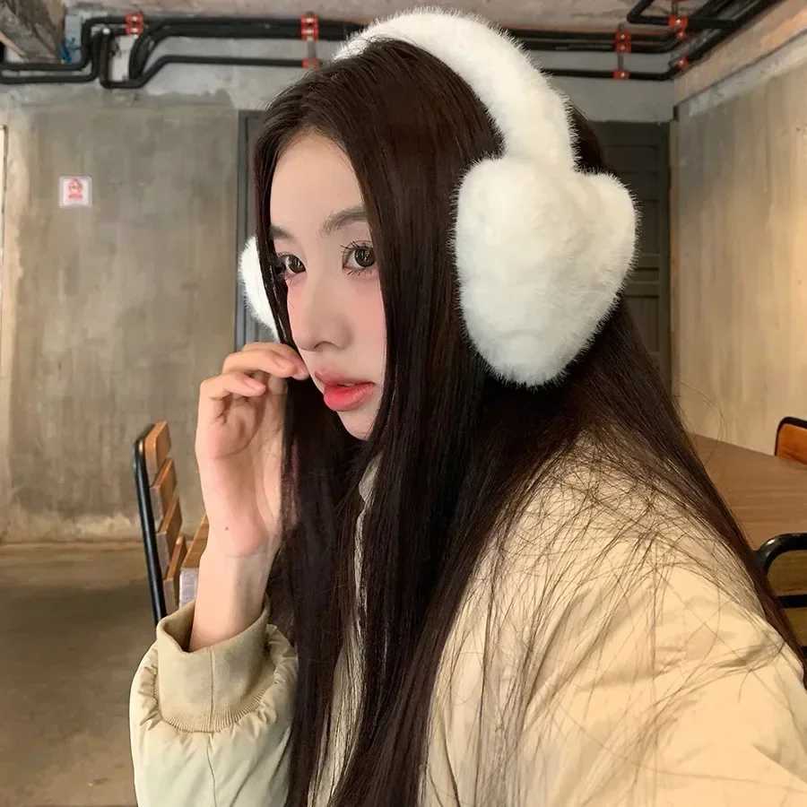 Women Kaii Heart Earmuffs Cat Y2k Korea Winter Warm Thickened Janese JK Ear Protection Cycling Eaags AccoriesXJ241126