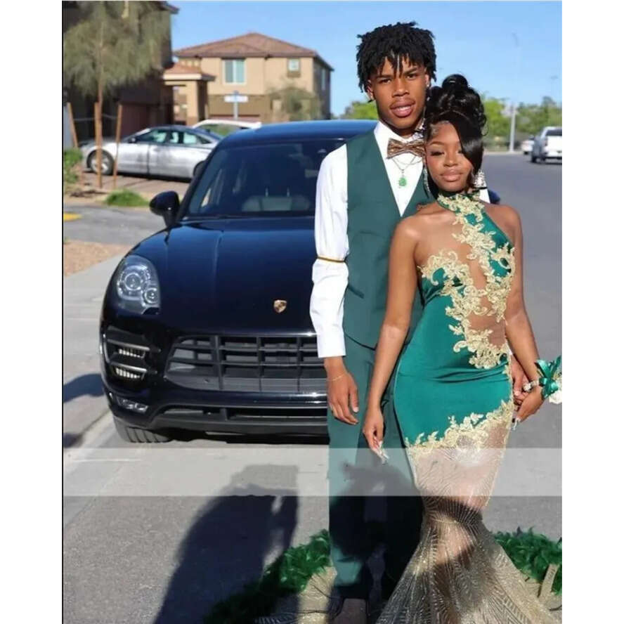 Green Mermaid Long Prom Dresses Halter Lace Appliques Feathers Sequined Birthday Party Sparkly Evening Gowns Robe De Bal 0220