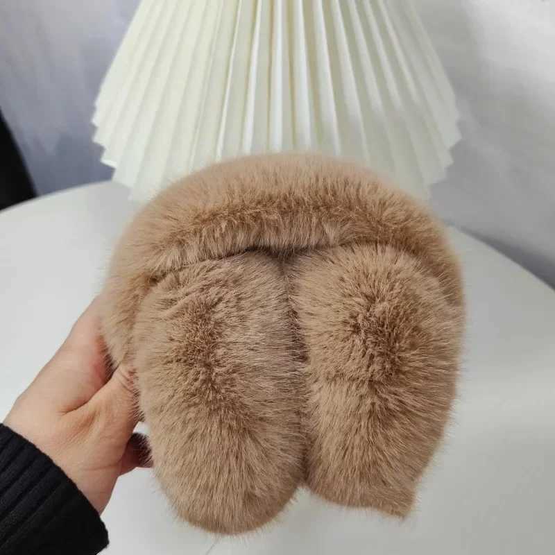 Comfortable Stylish Winter Thermal Unisex Fluffy Ear Covers Soft Unisex Earmuffs Solid Color for HikingXJ241126