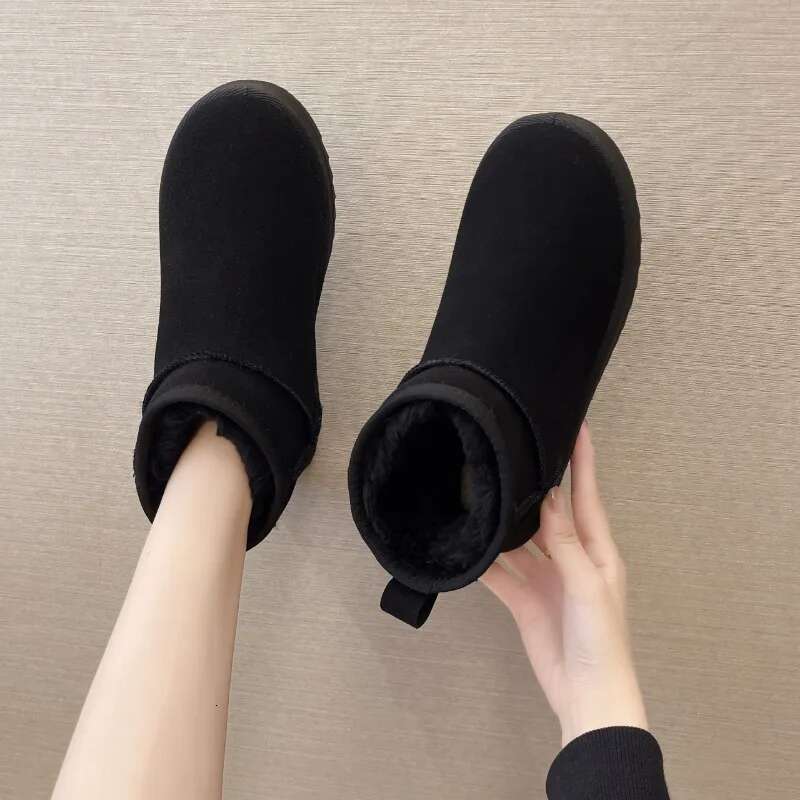 New Snow Boot Style Short Mini Winter Sheepskin Women Waterproof Natural Wool Boots Fur ed Ankle Warm Flat Shoes 24120313