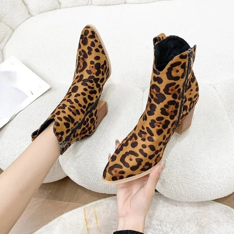 Ankle Boots Womens High Heel Shoes Womens Track Leopard Print Thick Heel Pointed Fashion Western Boots 241114
