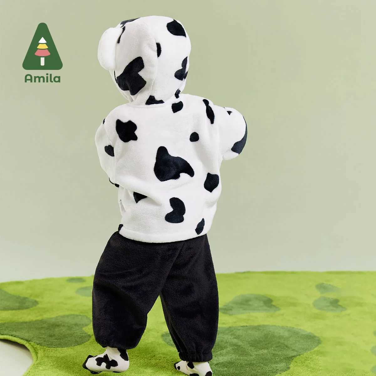 Clothing Sets Amila Baby Children Loungewear Set 2024 Winter New Multicolour Fleecing Soft Panda Pattern Warm Baby Clothing H241126