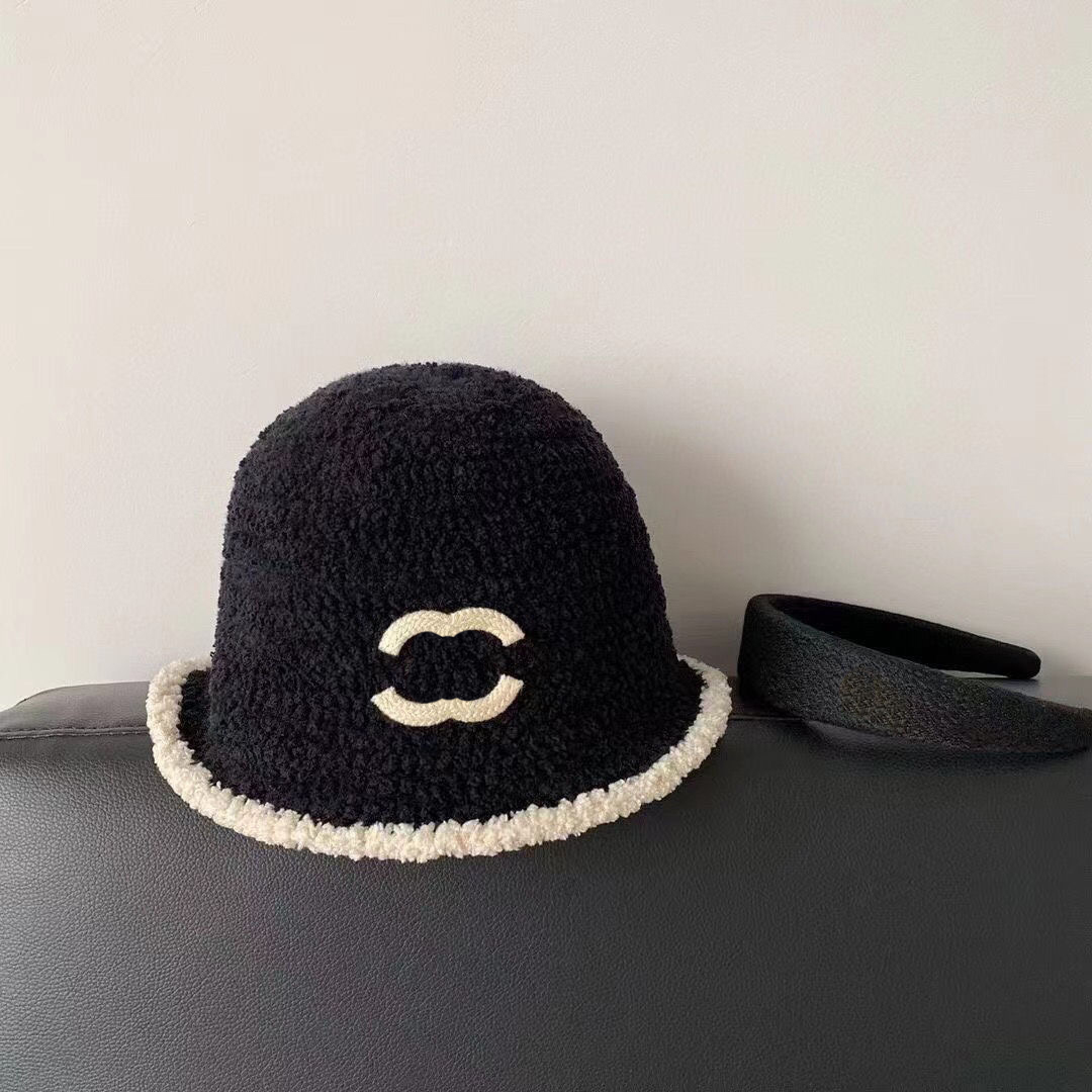 Bucket Beanies Luxury Casquette Designer Beanie Men Women Lamb Baseball Hat Wool Hand KniHats Skull Caps Fitted Classic Brand Letter Embroidery Solid Color