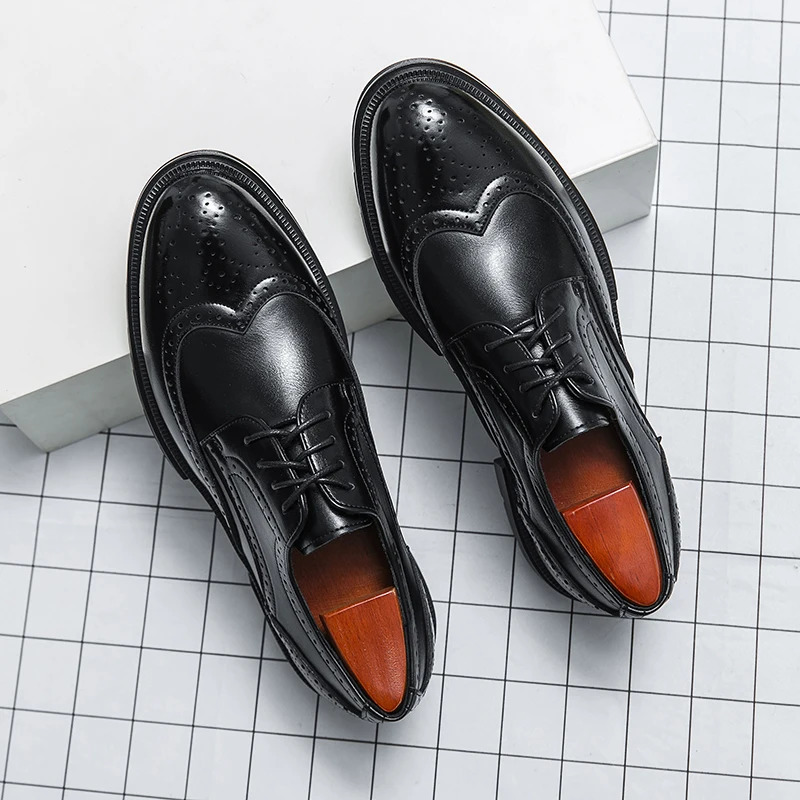 British style mens leather shoes formal Oxford footwear quality breathable and comfortable wedding shoes 241126