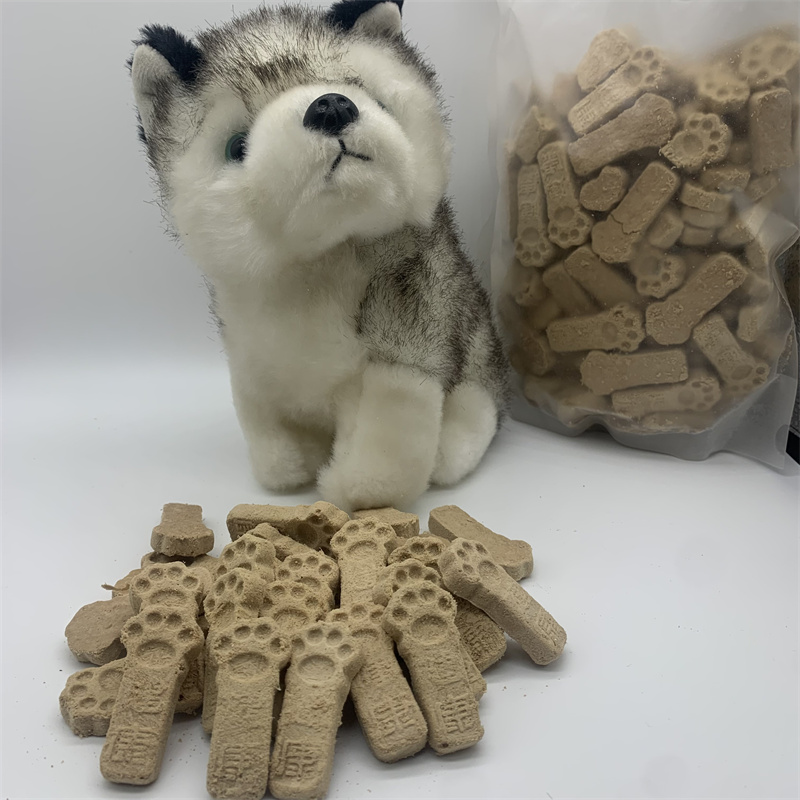 wholesale raw bone meat cats treats freeze dried chicken meat cubes dogs cats eating
