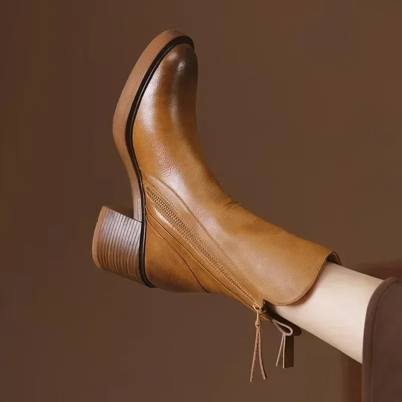 2024 Versatile Style Retro Ankle Boots High Heels Women Fashion Boot Rubber Leather Autumn Winter Womens Shoes 34 241126