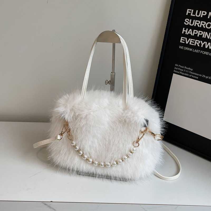 Hairy Handheld Small Bag 2024 New Fashion Pearl Small Square Bag Autumn/Winter Women's One Shoulder Crossbody Hairy Bag 241126