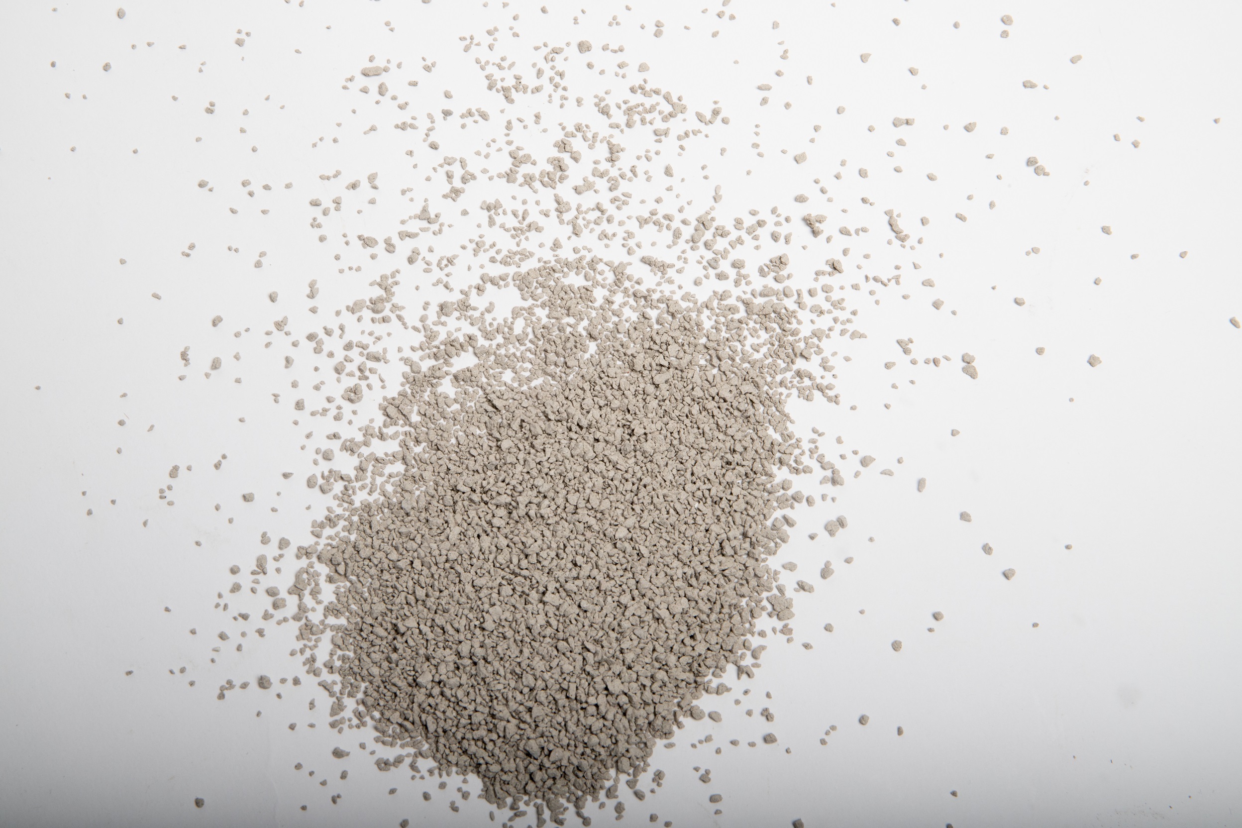 Wholesale Dust Free 100% Natural Sodium Base activated carbon cat litter