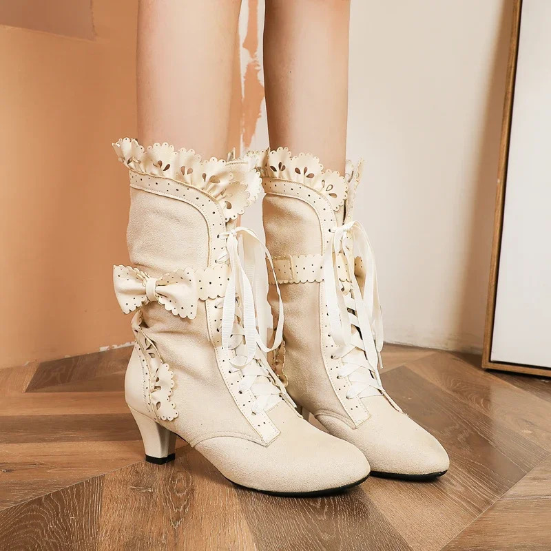 Autumn and Winter Retro Womens Victoria Boots Lace High Heels Bootie Ruffle Decoration Lolita Princess Role Playing Tea Party Dress Shoes 241126