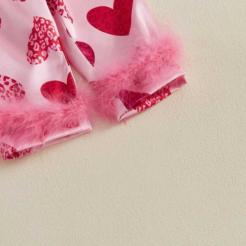 Clothing Sets Women s 2-Piece Valentine s Day Pajama Set with Long Sleeve Heart Print Shirt and Cozy Pants for Sleepwear H241126