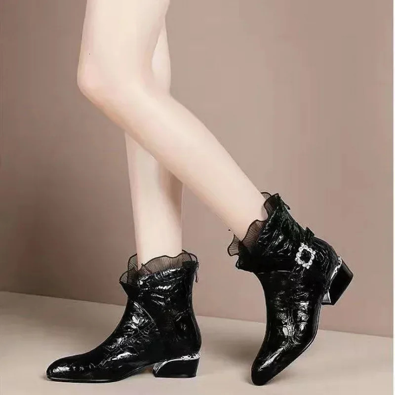 Comemore Womens Autumn and Winter Patent Leather Short Boots Thick High Heels Medium Tube Short Boots Corner Boots Ethnic Style 241126