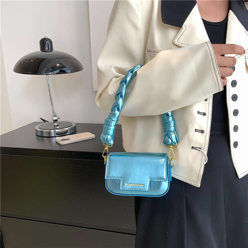 Sweet And Cool Hot Girl Crossbody Bags For Women Mini Shiny Pu Leather Chain Purses Large Capacity Shoulder Bag
