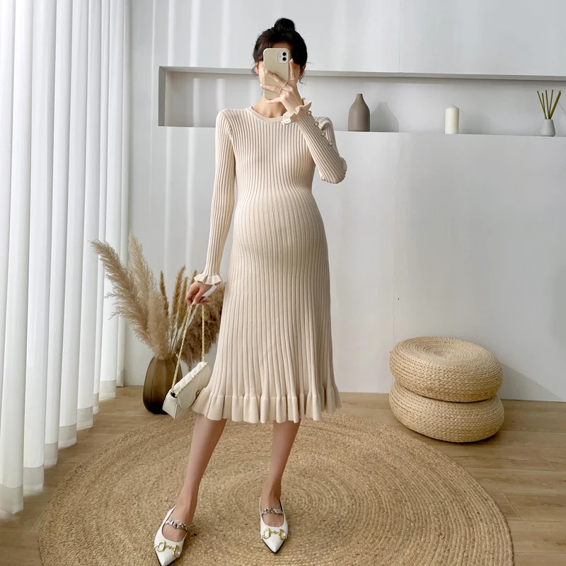 Autumn and Winter Knitted Pregnant Sweater Fashionable and Elegant A-line Ultra Thin Dress for Pregnant Women with Beads and Ruffles 241126
