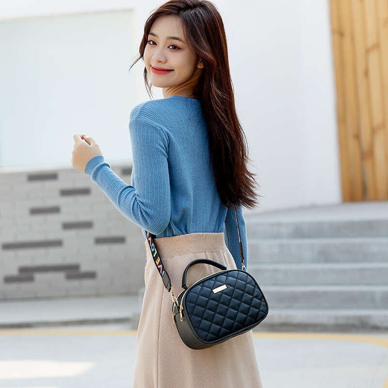2023 trendy double zipper diamond pattern embroidered single shoulder small square bag for women's handbag